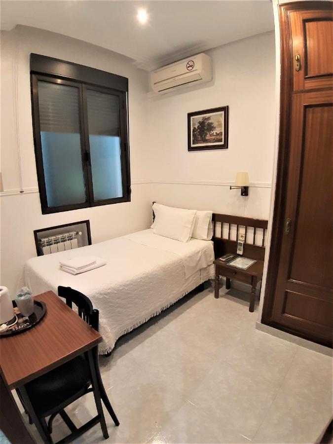 Hostal Dulcinea Μαδρίτη Εξωτερικό φωτογραφία