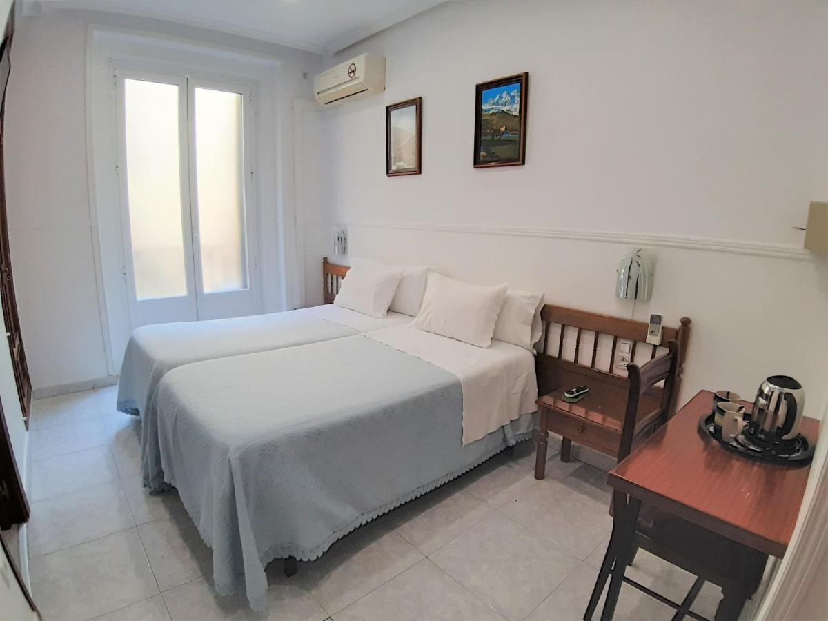 Hostal Dulcinea Μαδρίτη Εξωτερικό φωτογραφία